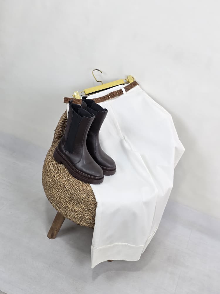 WhatsApp Image 2025-12-02 at 17.32.00